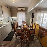 Victoria House *