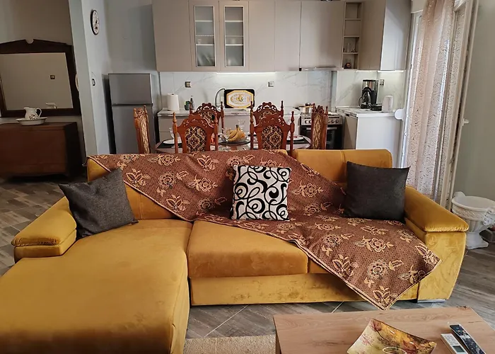 Victoria House * Kavala
